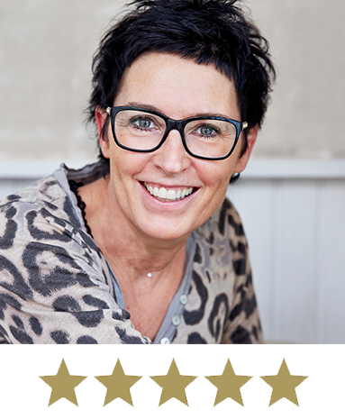 Hair Volume™ 11 Woman smiling with five stars displayed underneath.