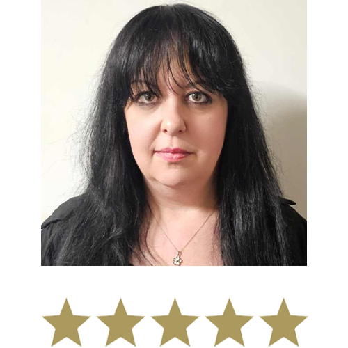 Hair Volume™ Post Menopause 12 Woman smiling with five stars beneath