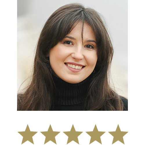 Hair Volume™ Conditioner 13 Woman smiling with five stars beneath