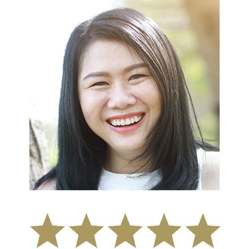 Hair Volume™ Shampoo 11 Woman smiling with five stars beneath