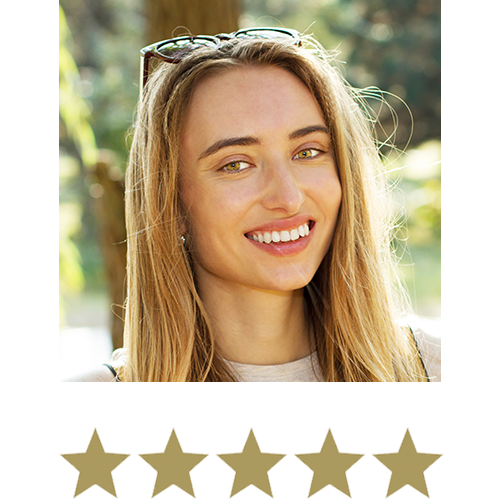 Hair Volume™ Shampoo 10 Woman smiling with five stars beneath