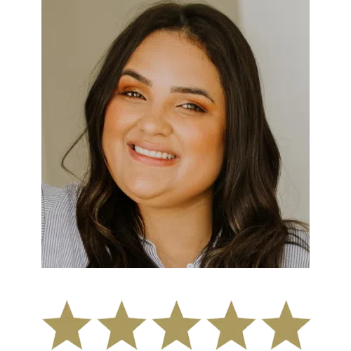 Chili Burn™ 12 Woman smiling with five stars beneath