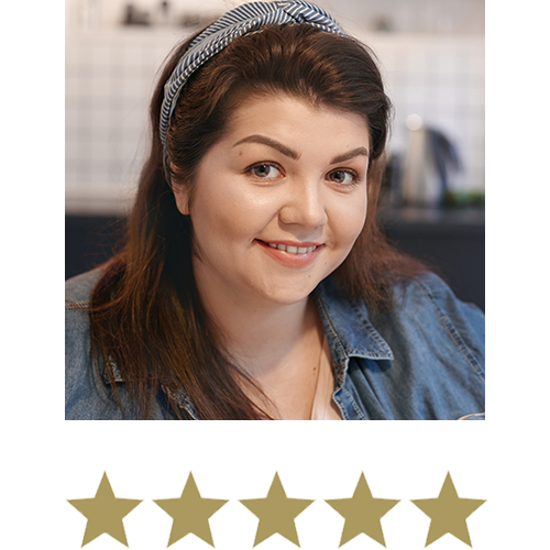 Sugar Cut™ Berberine 4 Woman smiling with five stars displayed underneath.