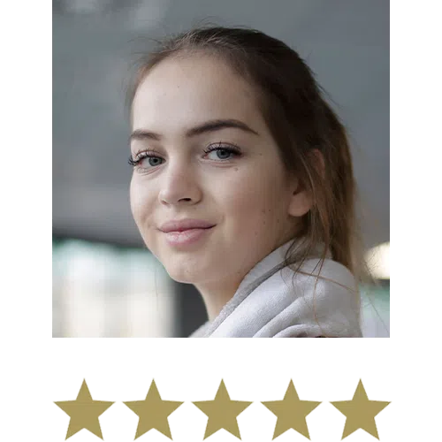 Active Joints™ Collagen Type II 8 Woman smiling with five stars beneath